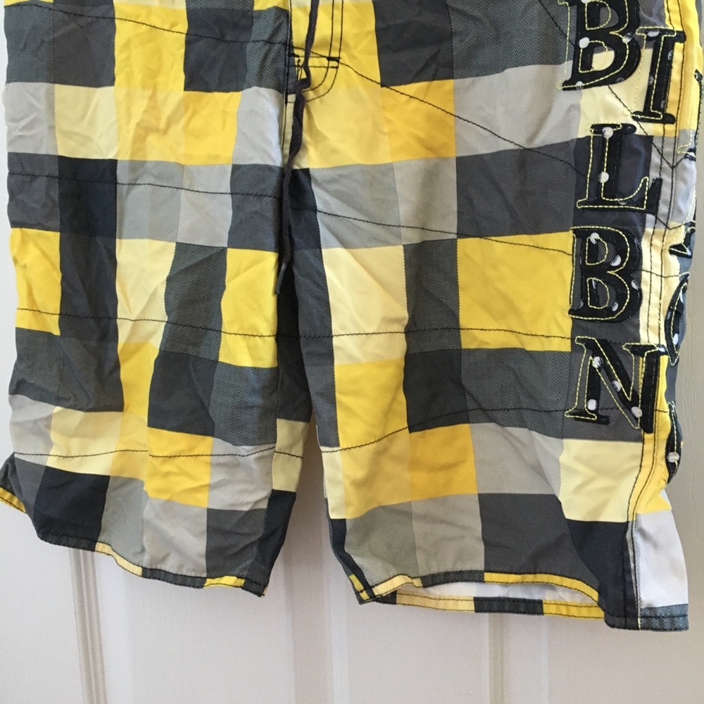 FINAL MARKDOWN Junior billabong shorts 7